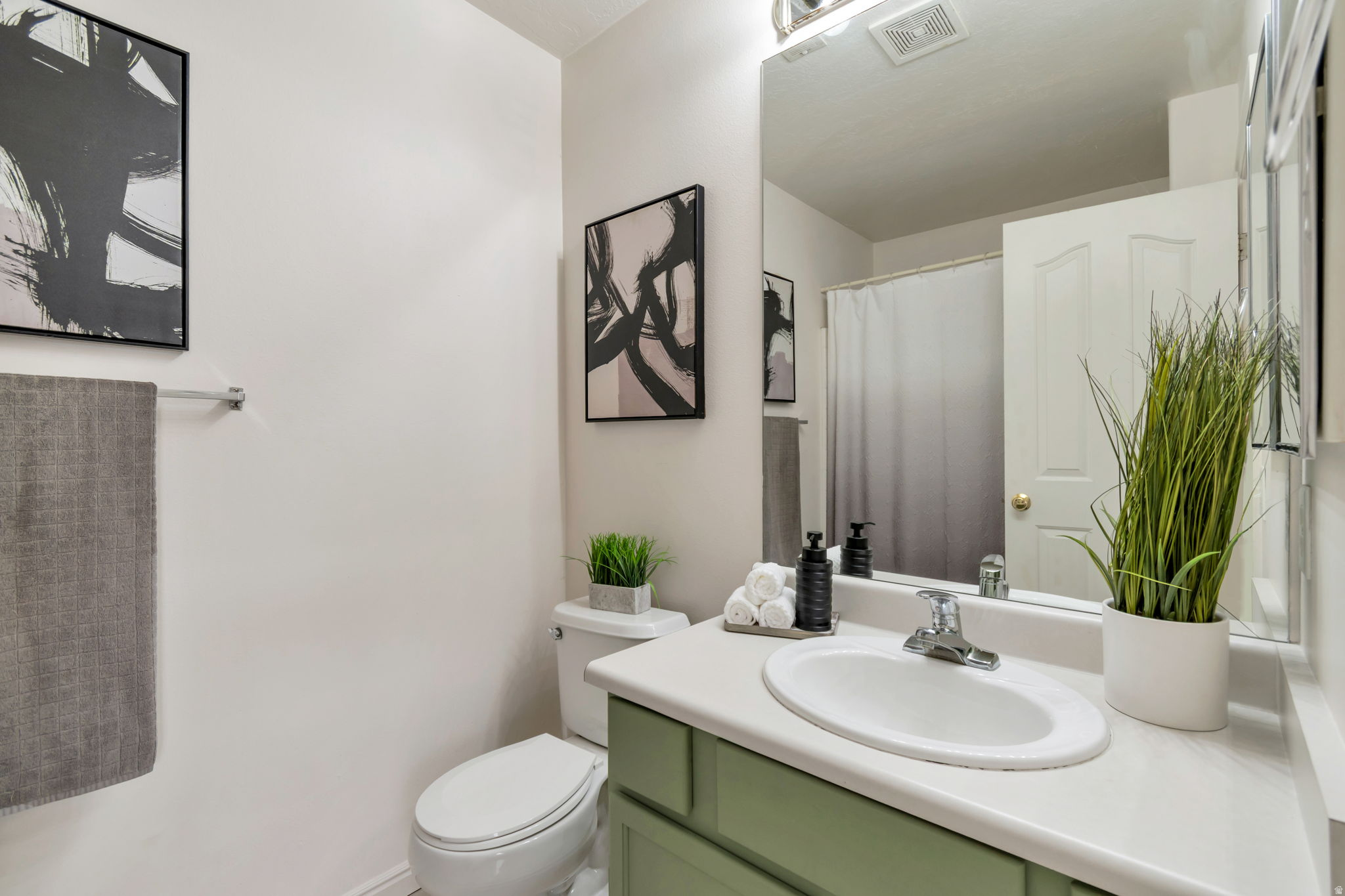 SOUTH WILLOW CREEK - Residential