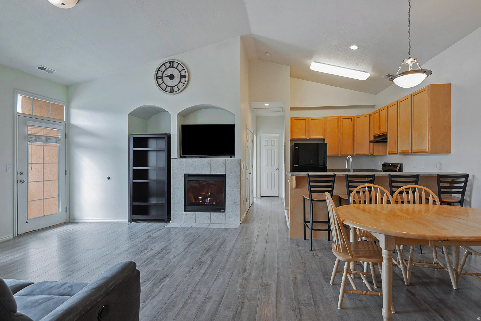 COVENTRY AT FOXBORO - Residential