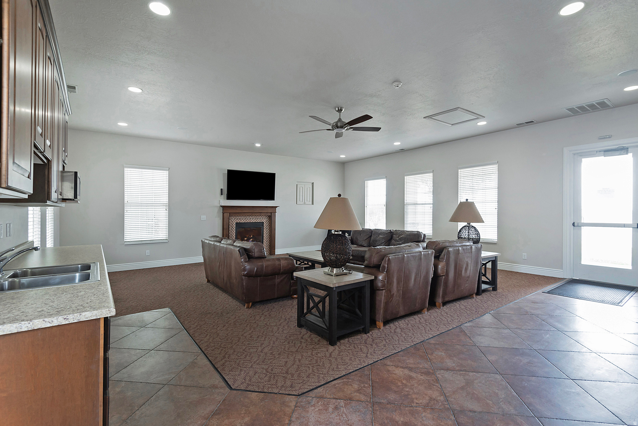 COVENTRY AT FOXBORO - Residential