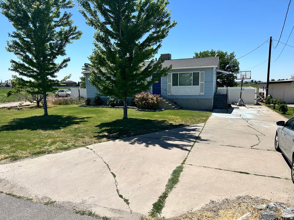 Photo of 2593 N 2000 W, Clinton, UT 84015 (MLS # 2173621)