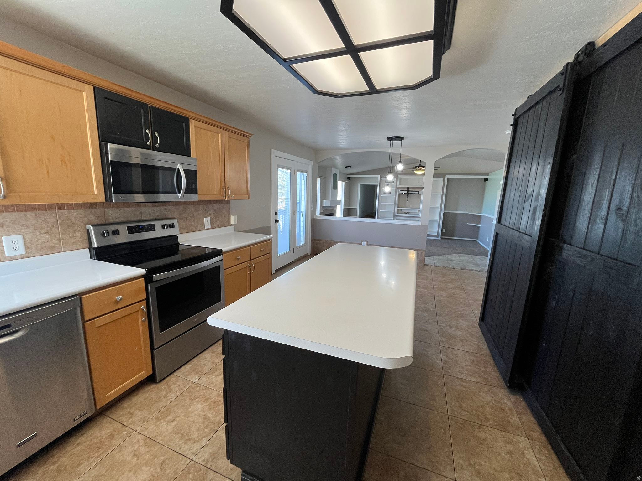 COUNTRY CLUB SUB - Residential