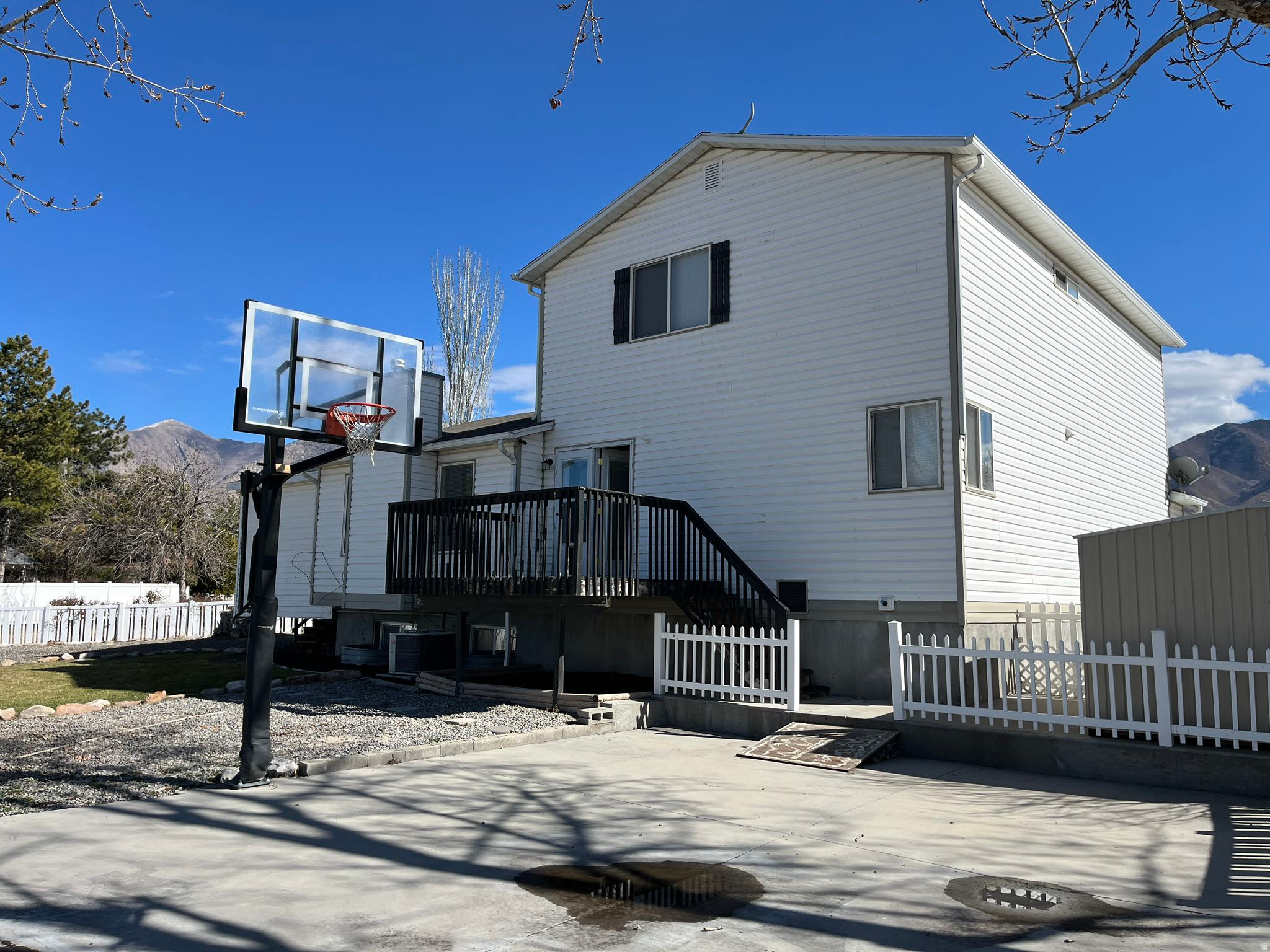 COUNTRY CLUB SUB - Residential