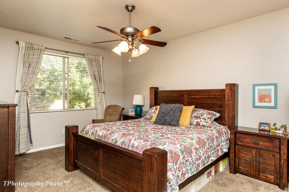 CORAL CANYON 1 - Residential