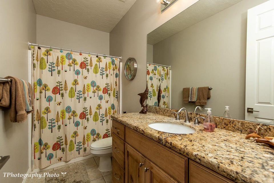 CORAL CANYON 1 - Residential