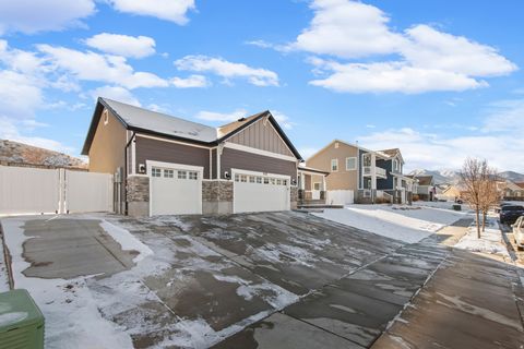 Tiny photo for 7127 W HAWK VIEW WAY S, West Jordan, UT 84081 (MLS # 2131461)