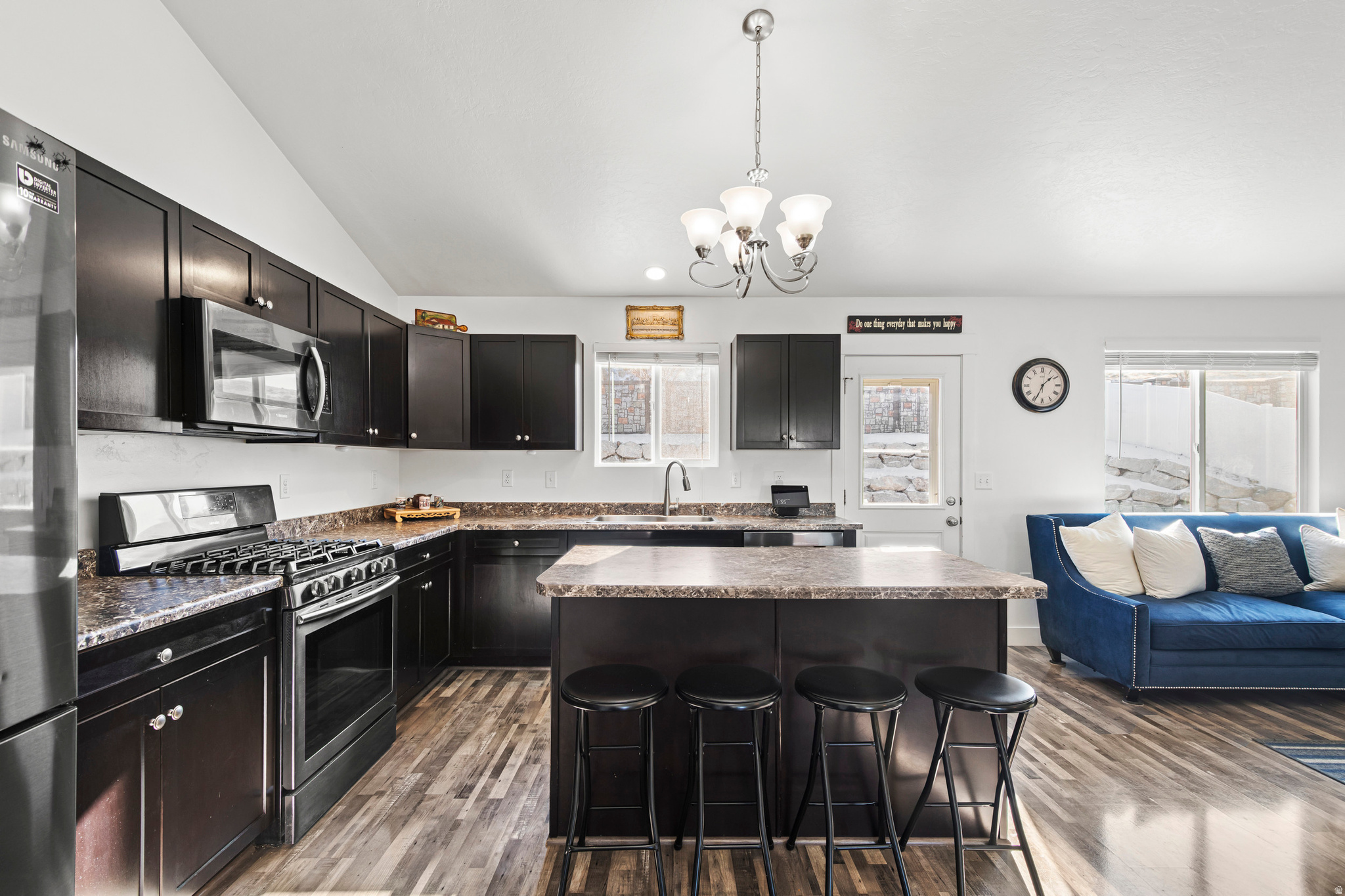 SUNSET HILLS - Residential