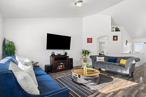 Tiny photo for 7127 W HAWK VIEW WAY S, West Jordan, UT 84081 (MLS # 2131461)