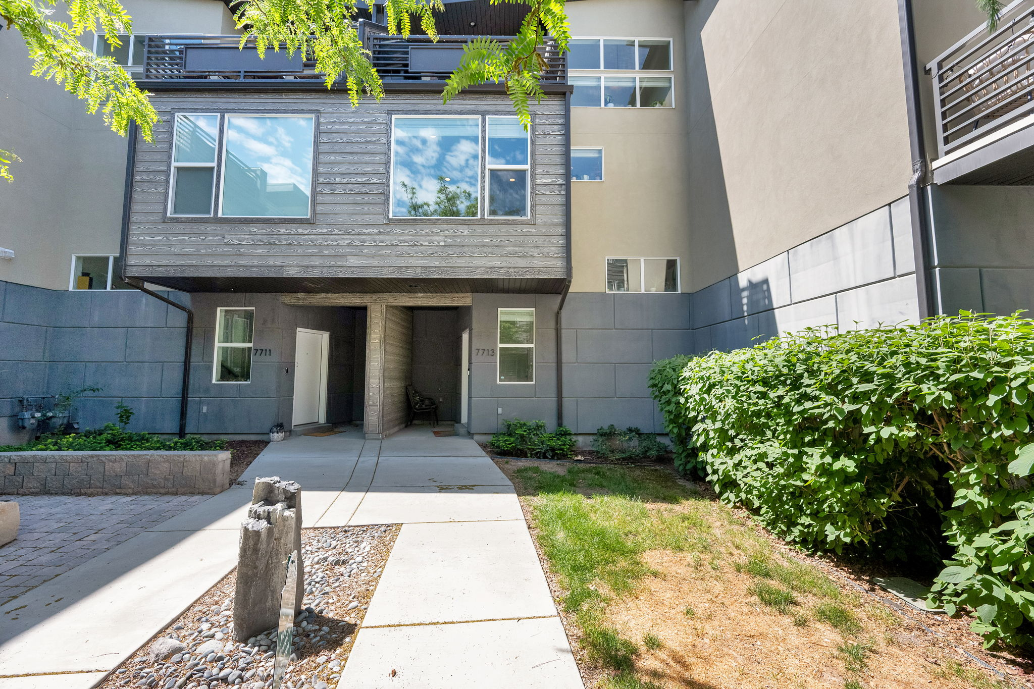 ROOFTOPS AT 78 - Residential