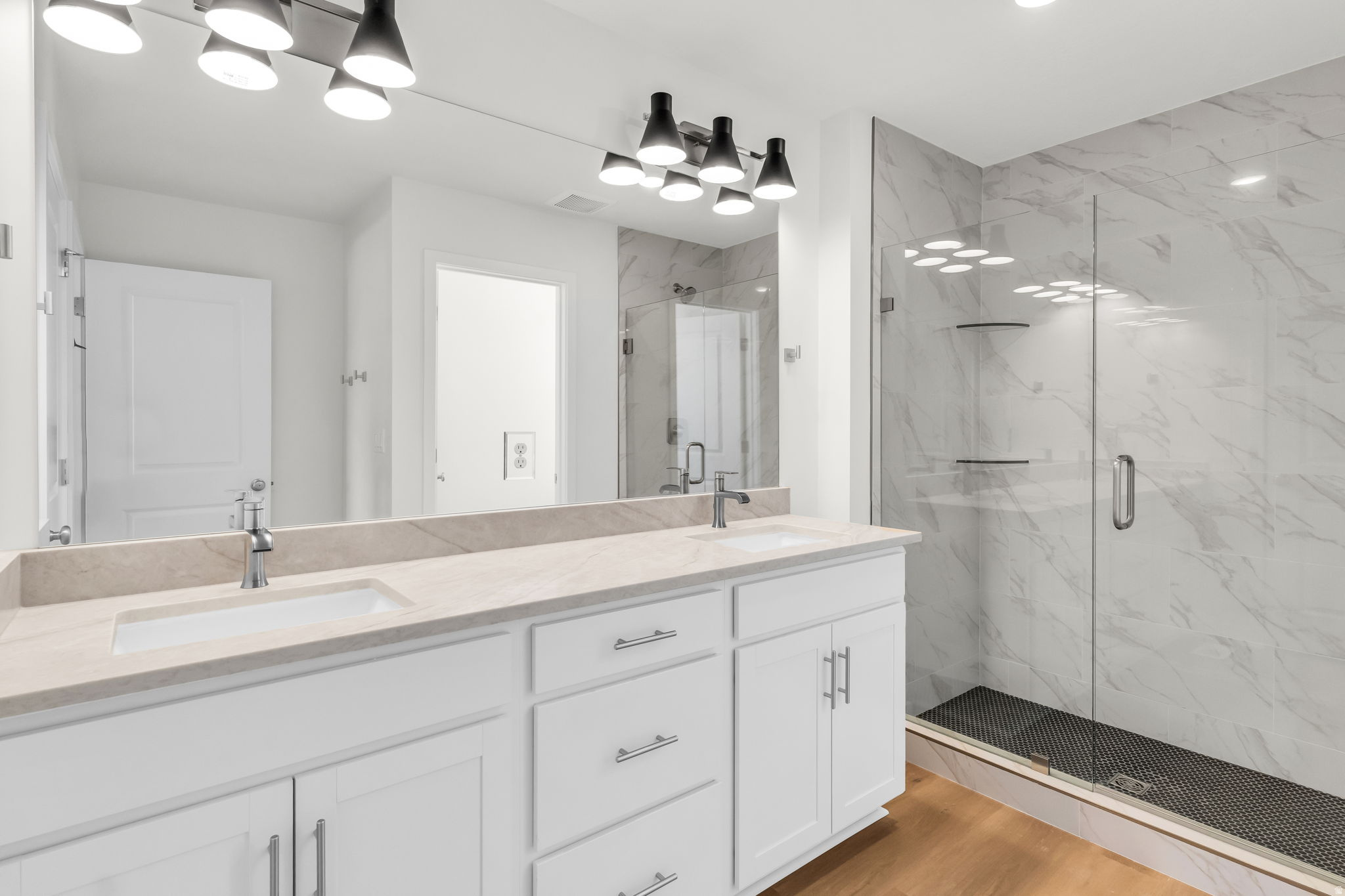 SILVER CREEK - Residential