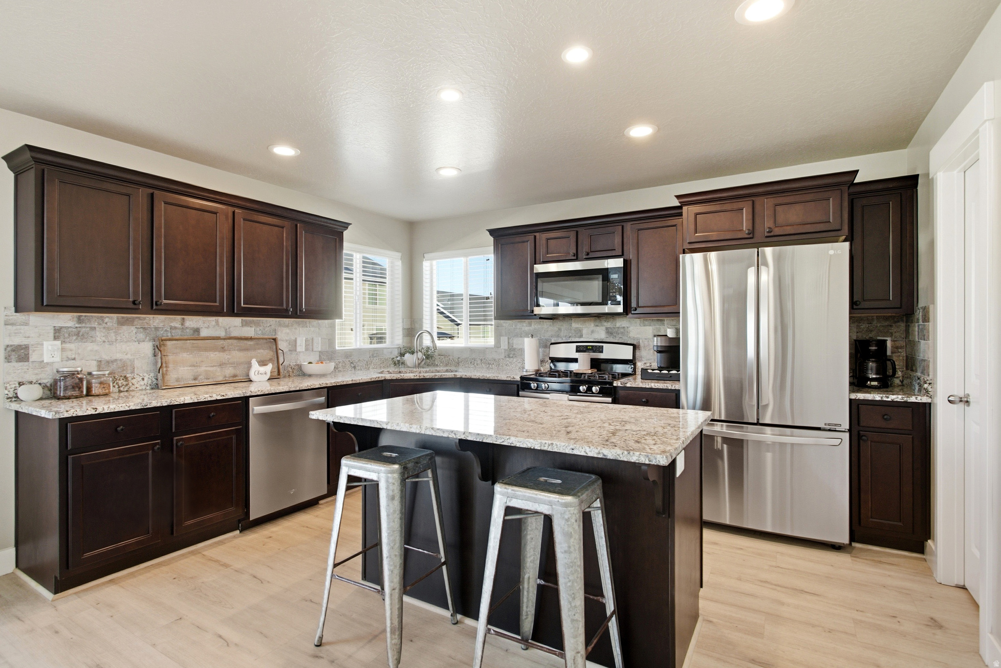 BRANDON PARK - Residential