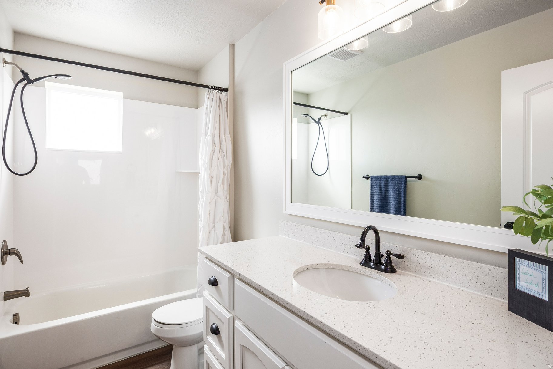 EAGLE POINT - Residential