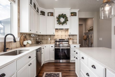 Tiny photo for 2857 E CARRIAGE HILL DR, Eagle Mountain, UT 84005 (MLS # 2154076)