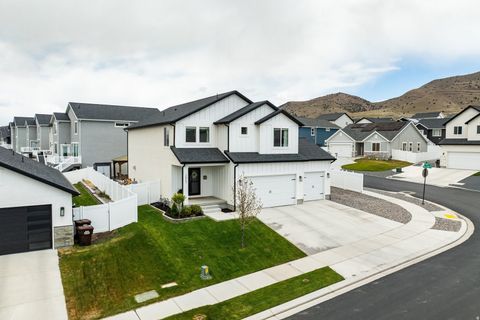 Tiny photo for 2857 E CARRIAGE HILL DR, Eagle Mountain, UT 84005 (MLS # 2154076)
