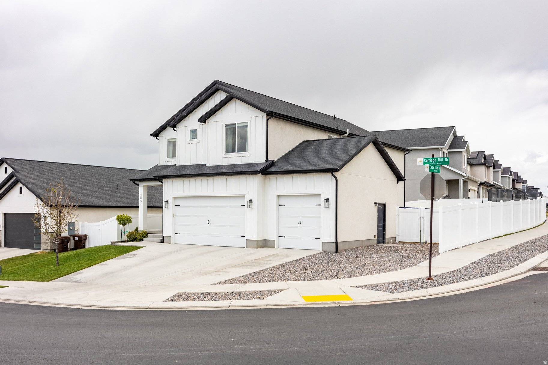 EAGLE POINT - Residential