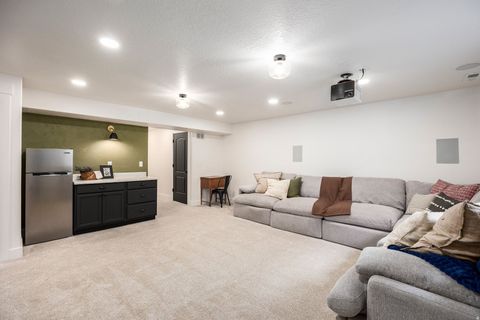Tiny photo for 2857 E CARRIAGE HILL DR, Eagle Mountain, UT 84005 (MLS # 2154076)