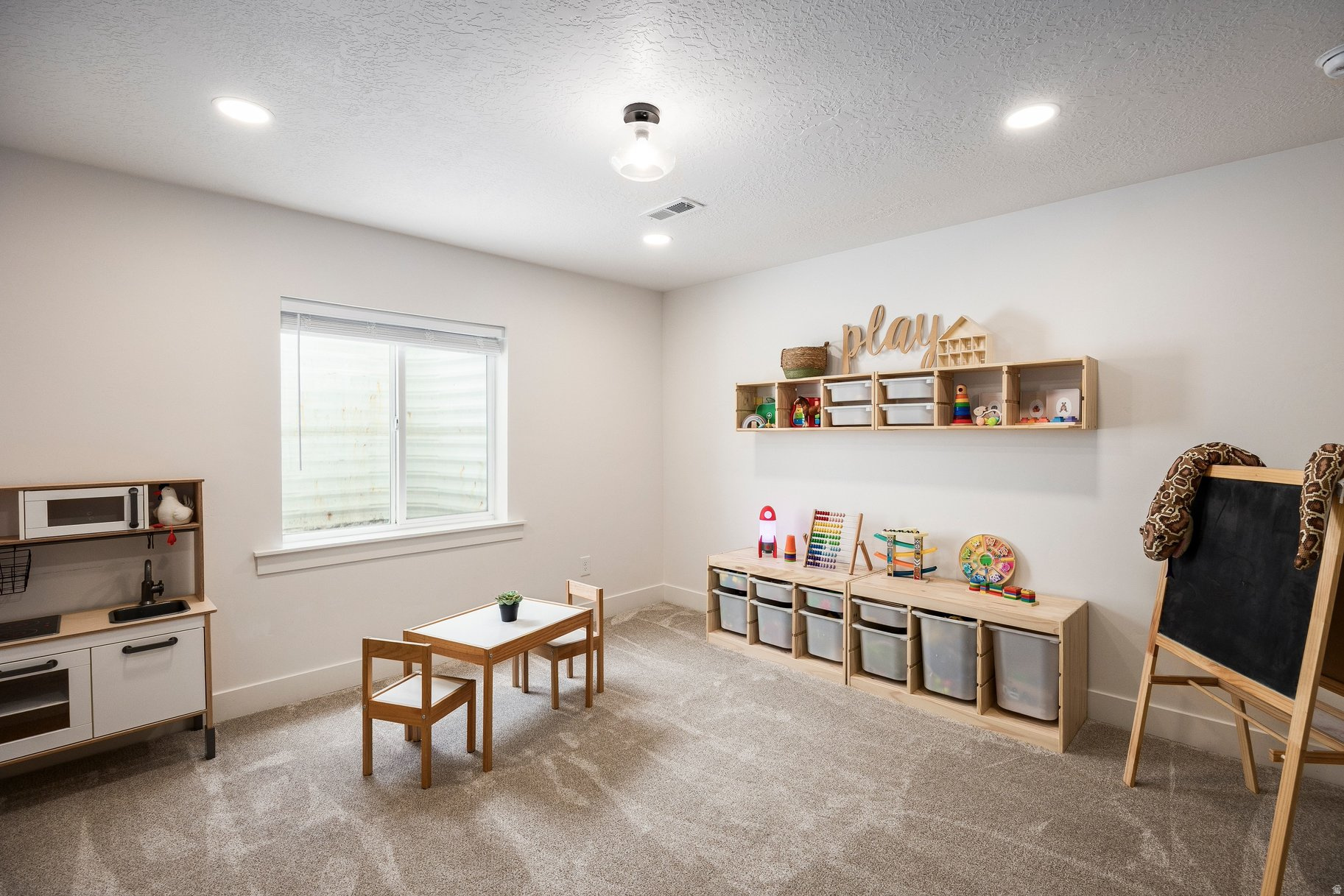 EAGLE POINT - Residential