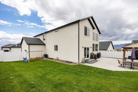 Tiny photo for 2857 E CARRIAGE HILL DR, Eagle Mountain, UT 84005 (MLS # 2154076)