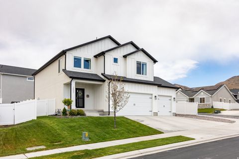 Tiny photo for 2857 E CARRIAGE HILL DR, Eagle Mountain, UT 84005 (MLS # 2154076)