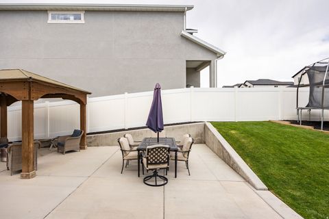 Tiny photo for 2857 E CARRIAGE HILL DR, Eagle Mountain, UT 84005 (MLS # 2154076)