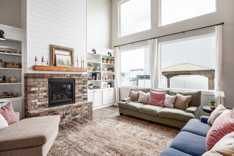 Tiny photo for 2857 E CARRIAGE HILL DR, Eagle Mountain, UT 84005 (MLS # 2154076)