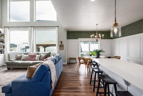 Tiny photo for 2857 E CARRIAGE HILL DR, Eagle Mountain, UT 84005 (MLS # 2154076)