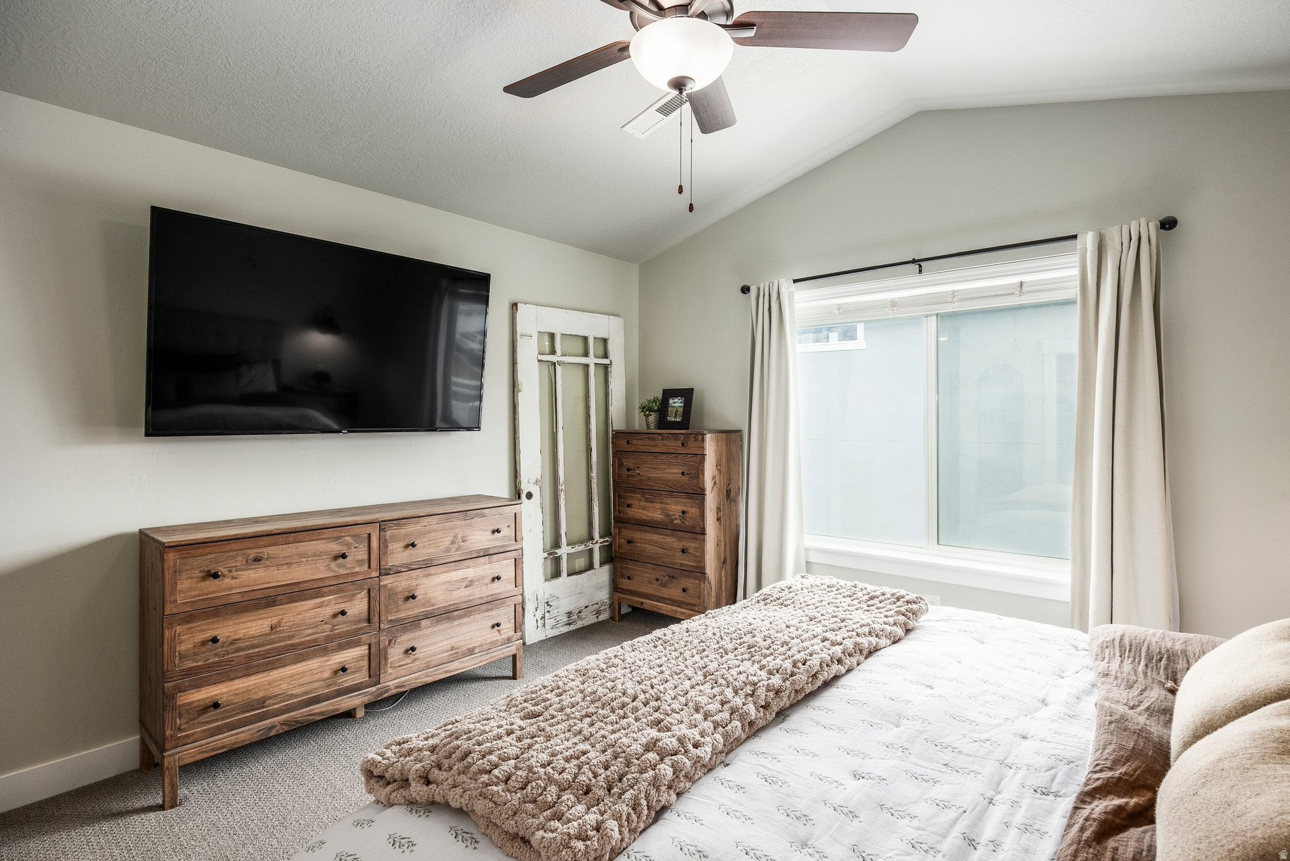 EAGLE POINT - Residential