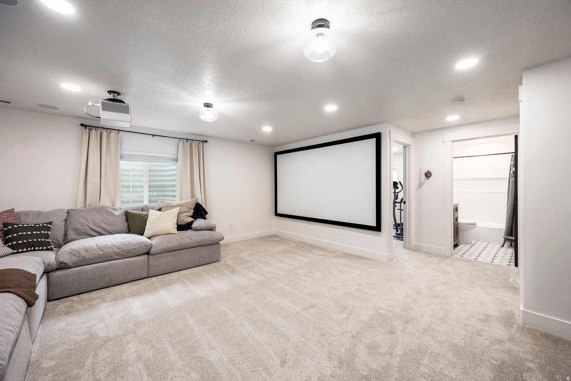 EAGLE POINT - Residential