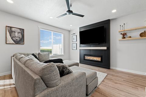 Tiny photo for 3495 S 4250 W, West Haven, UT 84401 (MLS # 2120399)