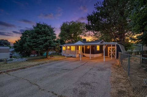 Mobile Home For Sale - 271 Mindella Way<br/> Layton, UT 84041
