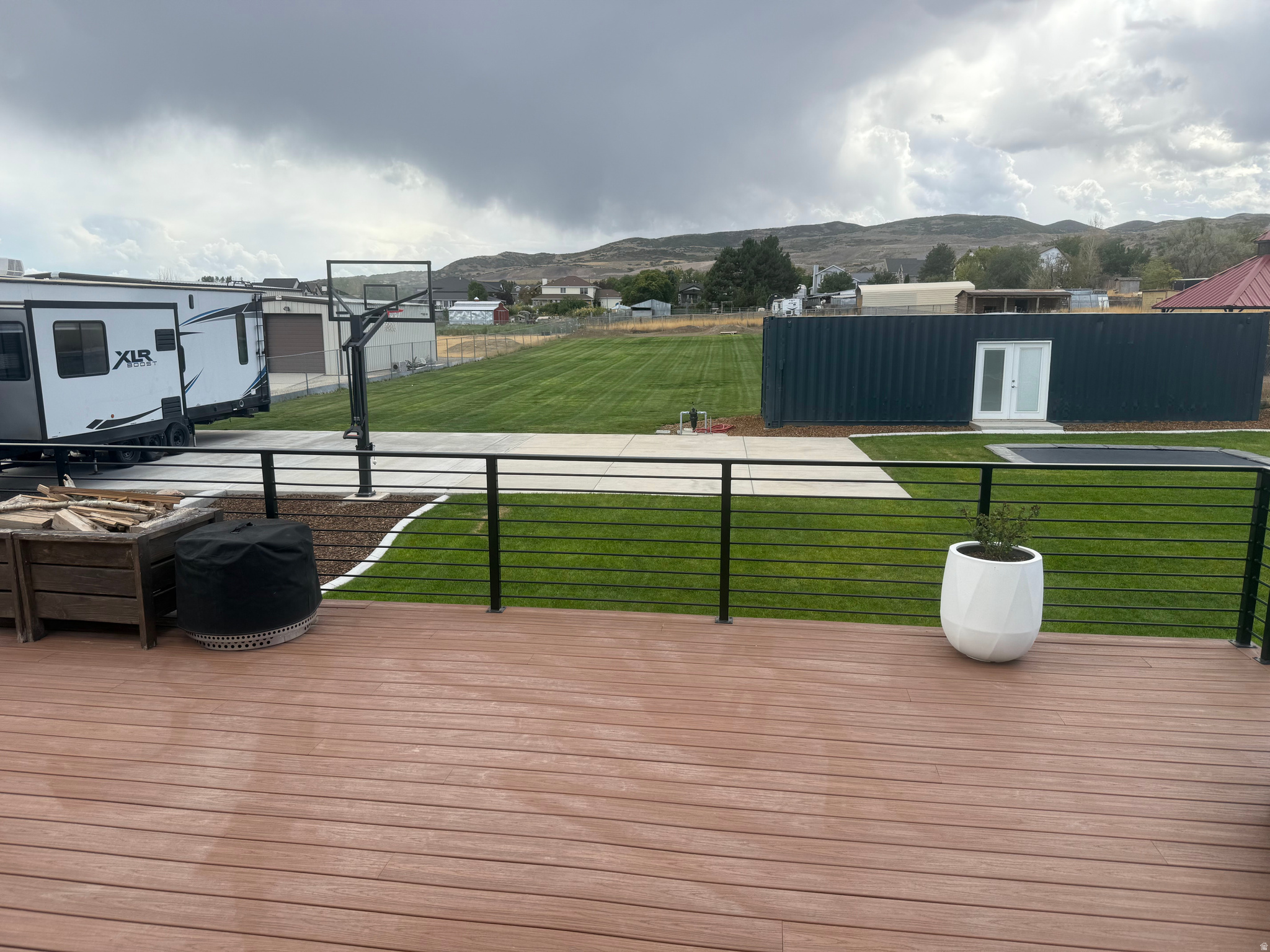 COUNTRY LIVING #1 - Residential