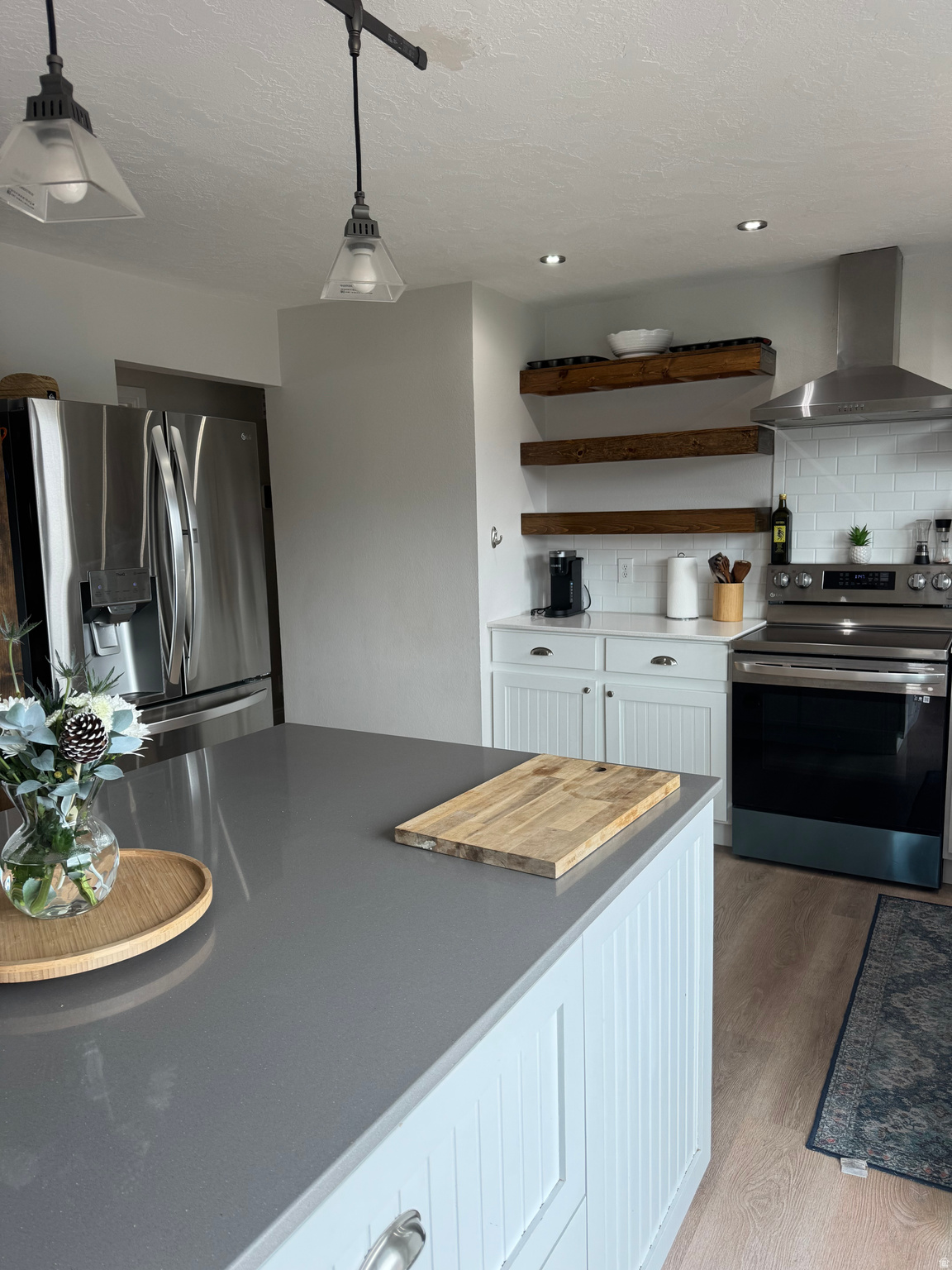 COUNTRY LIVING #1 - Residential