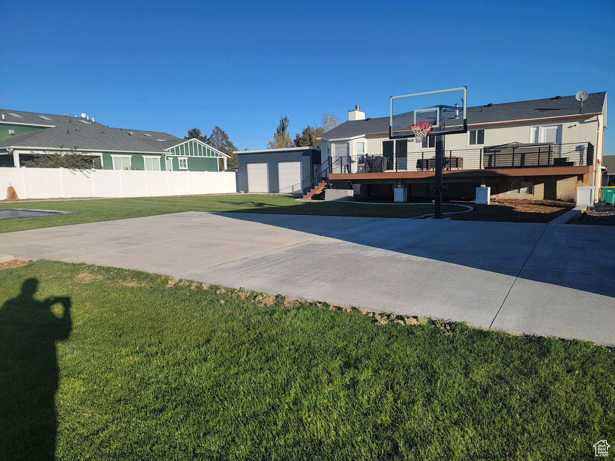 COUNTRY LIVING #1 - Residential