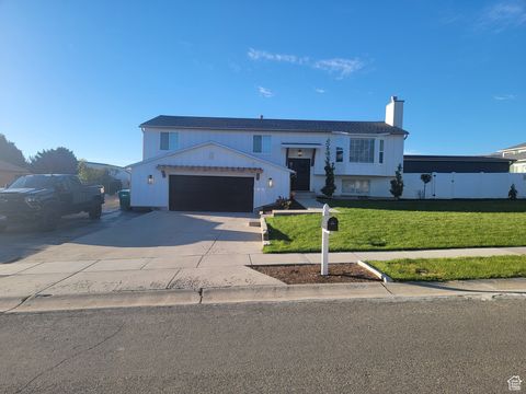 Photo of 2973 W 14865 S, Bluffdale, UT 84065 (MLS # 2119018)