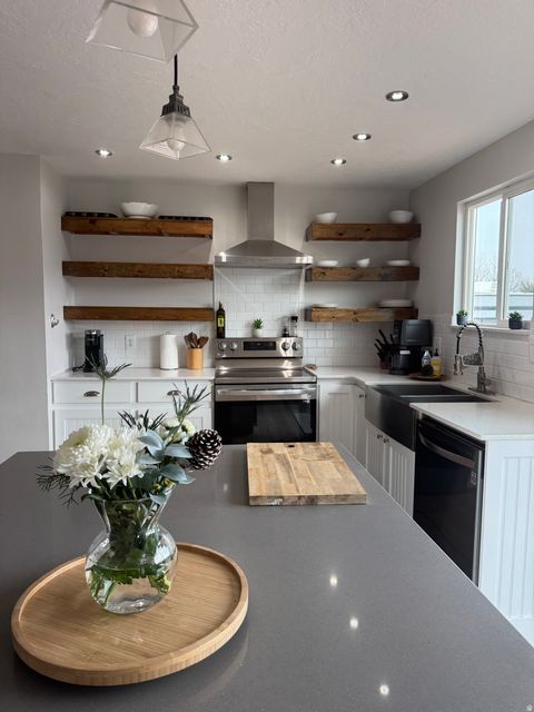 Tiny photo for 2973 W 14865 S, Bluffdale, UT 84065 (MLS # 2119018)