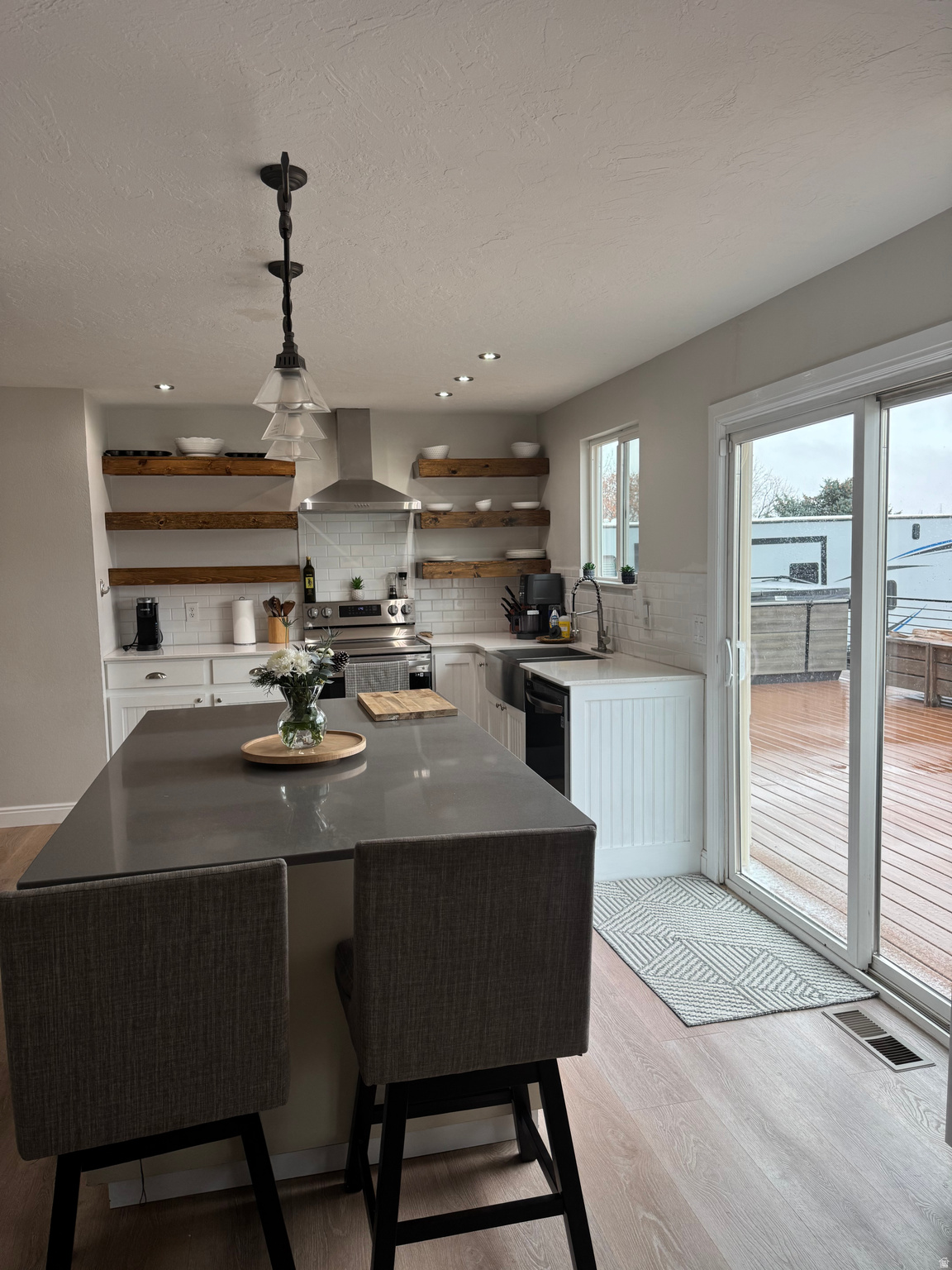 COUNTRY LIVING #1 - Residential