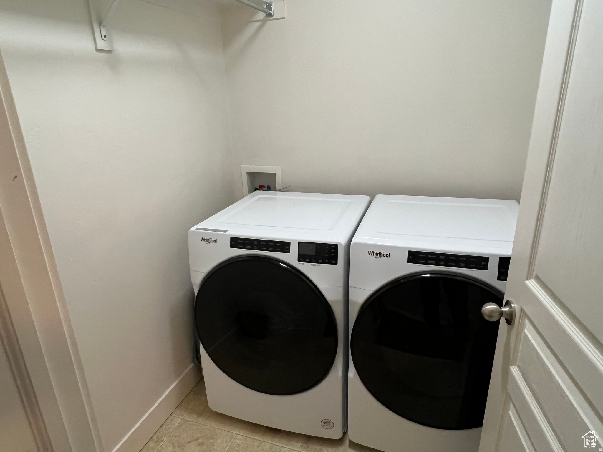 THE GABLES AT SARATOGA SPRINGS - Residential