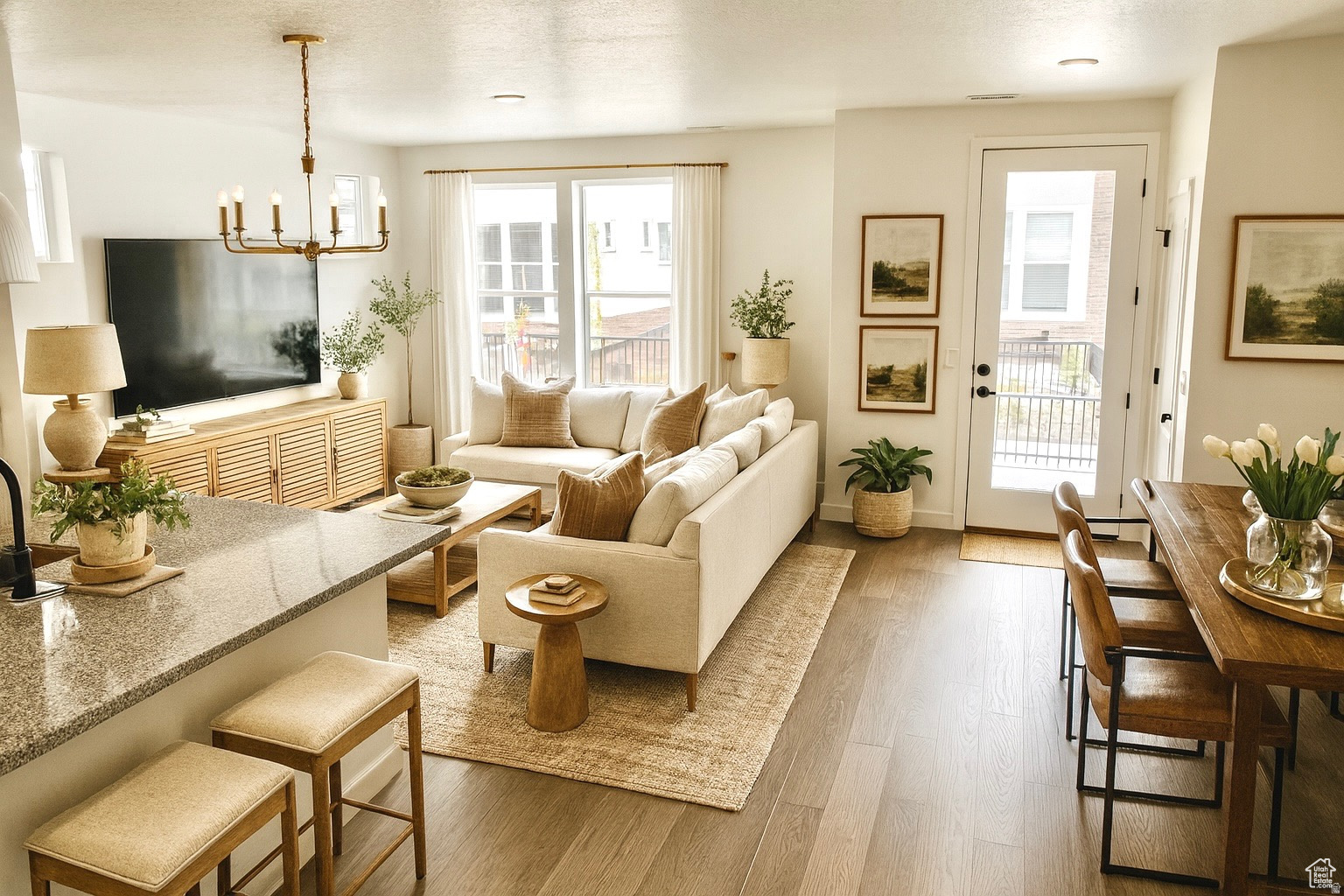 BONNEVILLE T - Residential