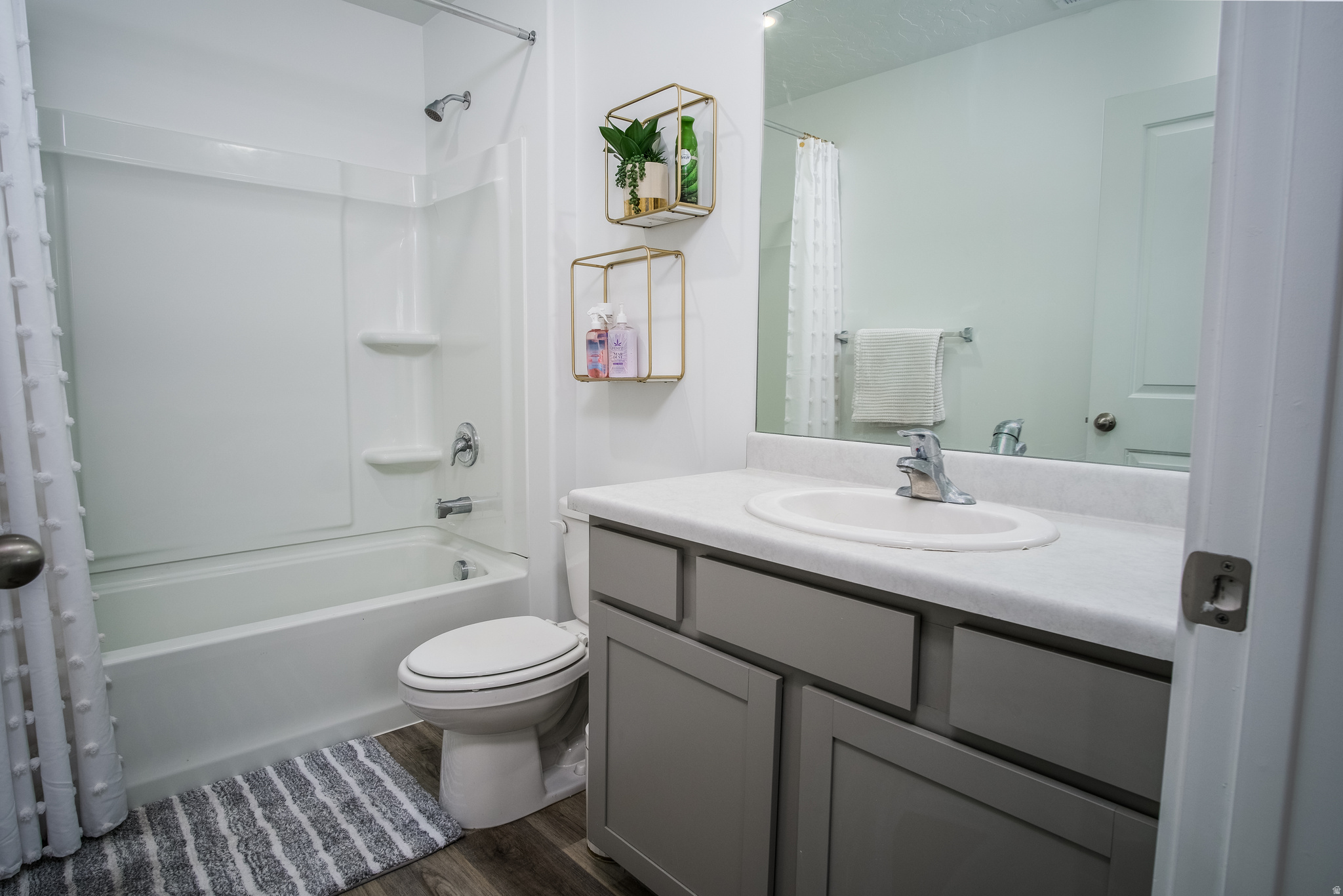 WESTERN ACRES - Residential