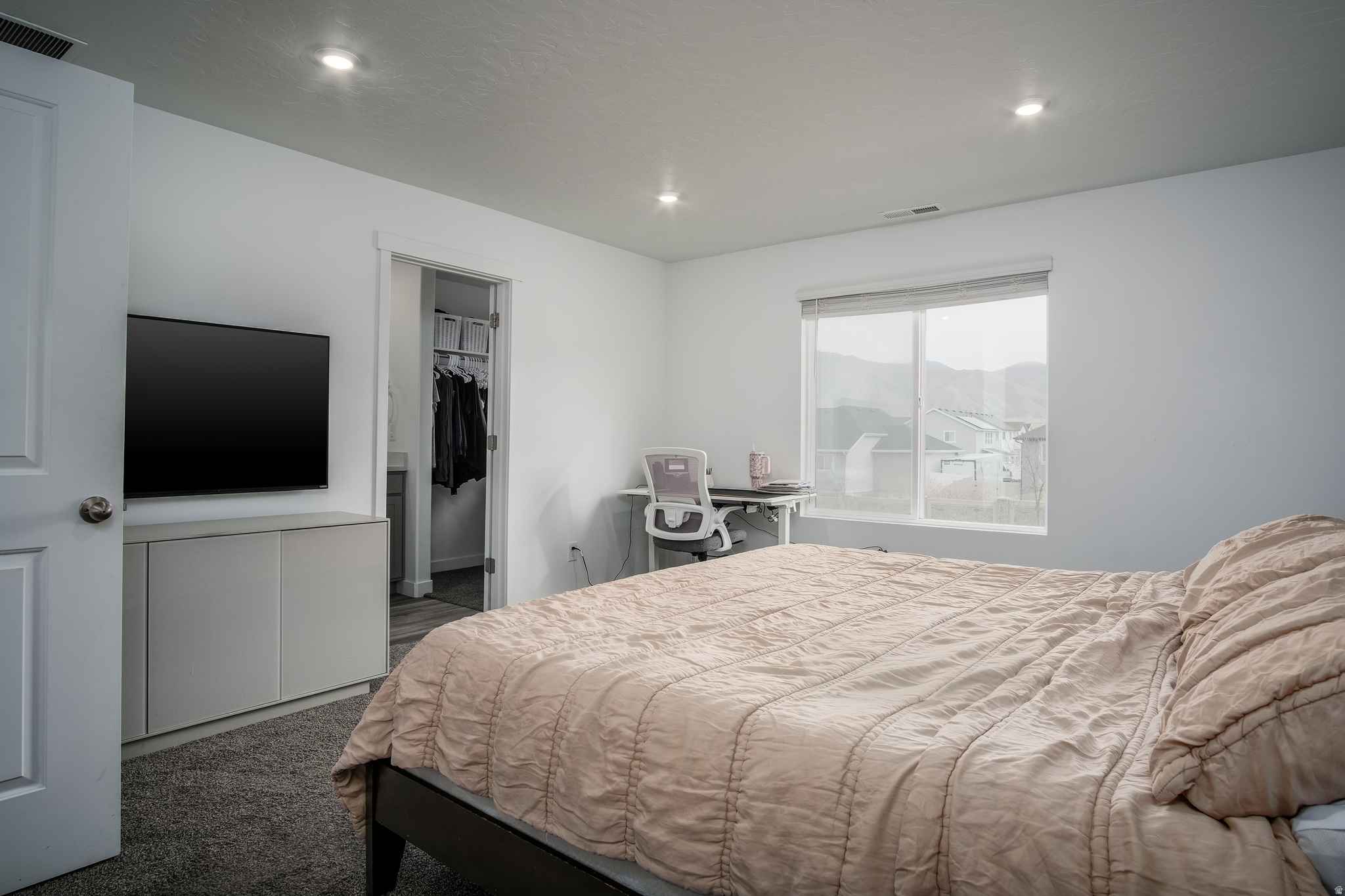 WESTERN ACRES - Residential