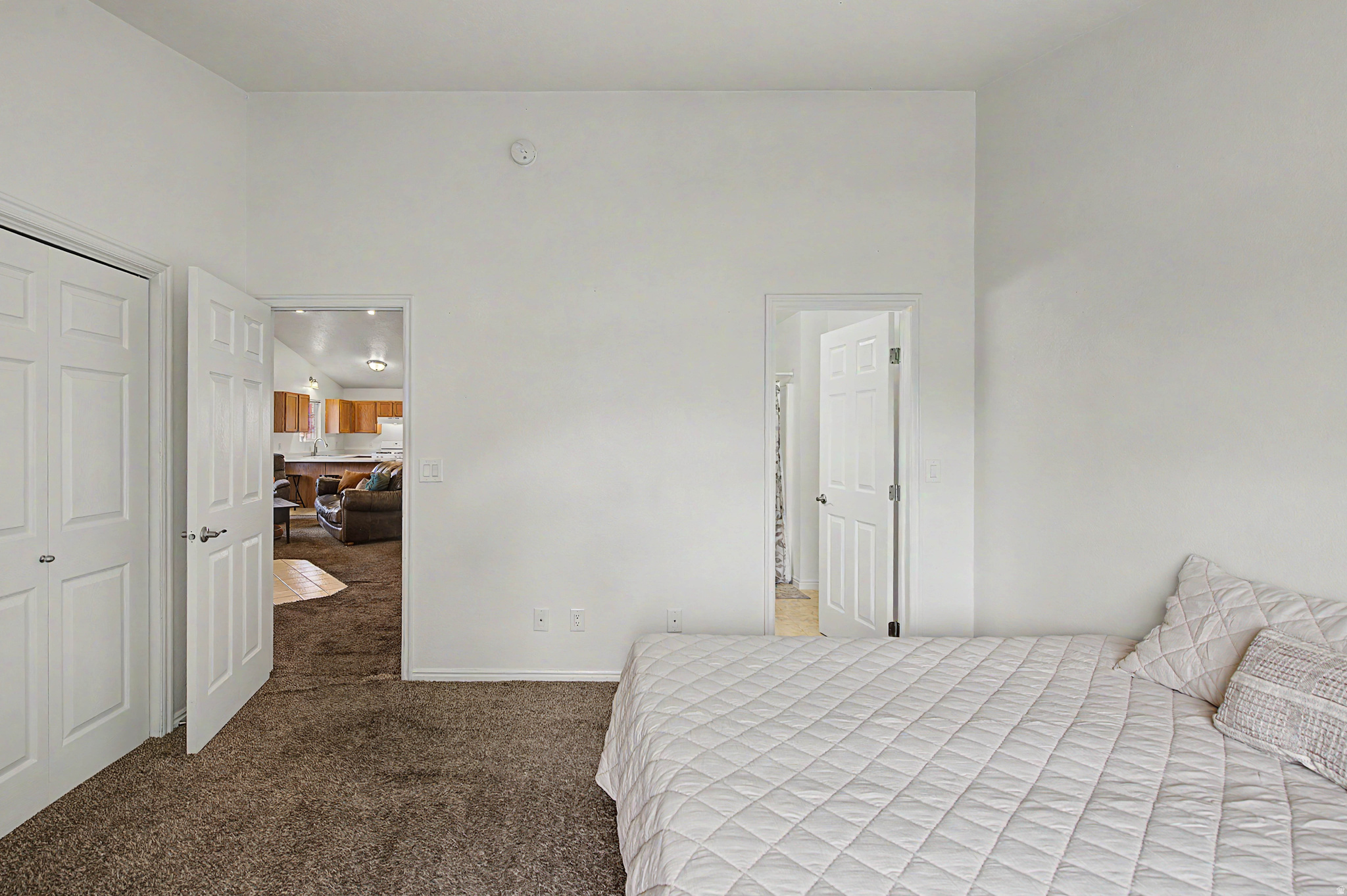 EASTRIDGE - Residential Income