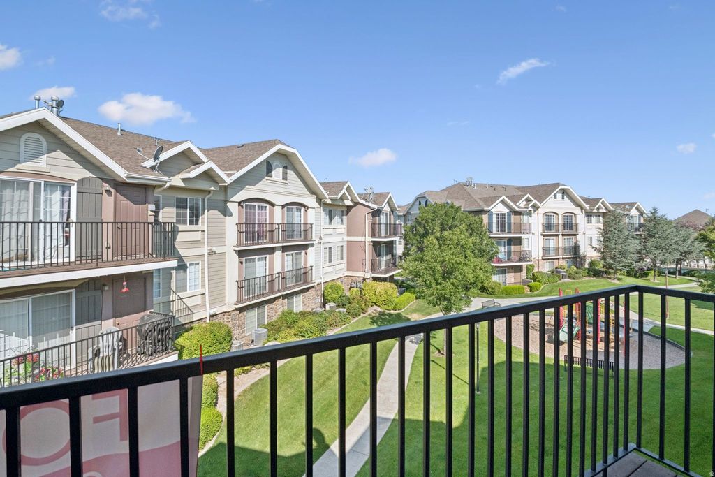 Photo of 6878 S CLAYTON RIDGE WAY W #C12, West Jordan, UT 84084 (MLS # 2140748)