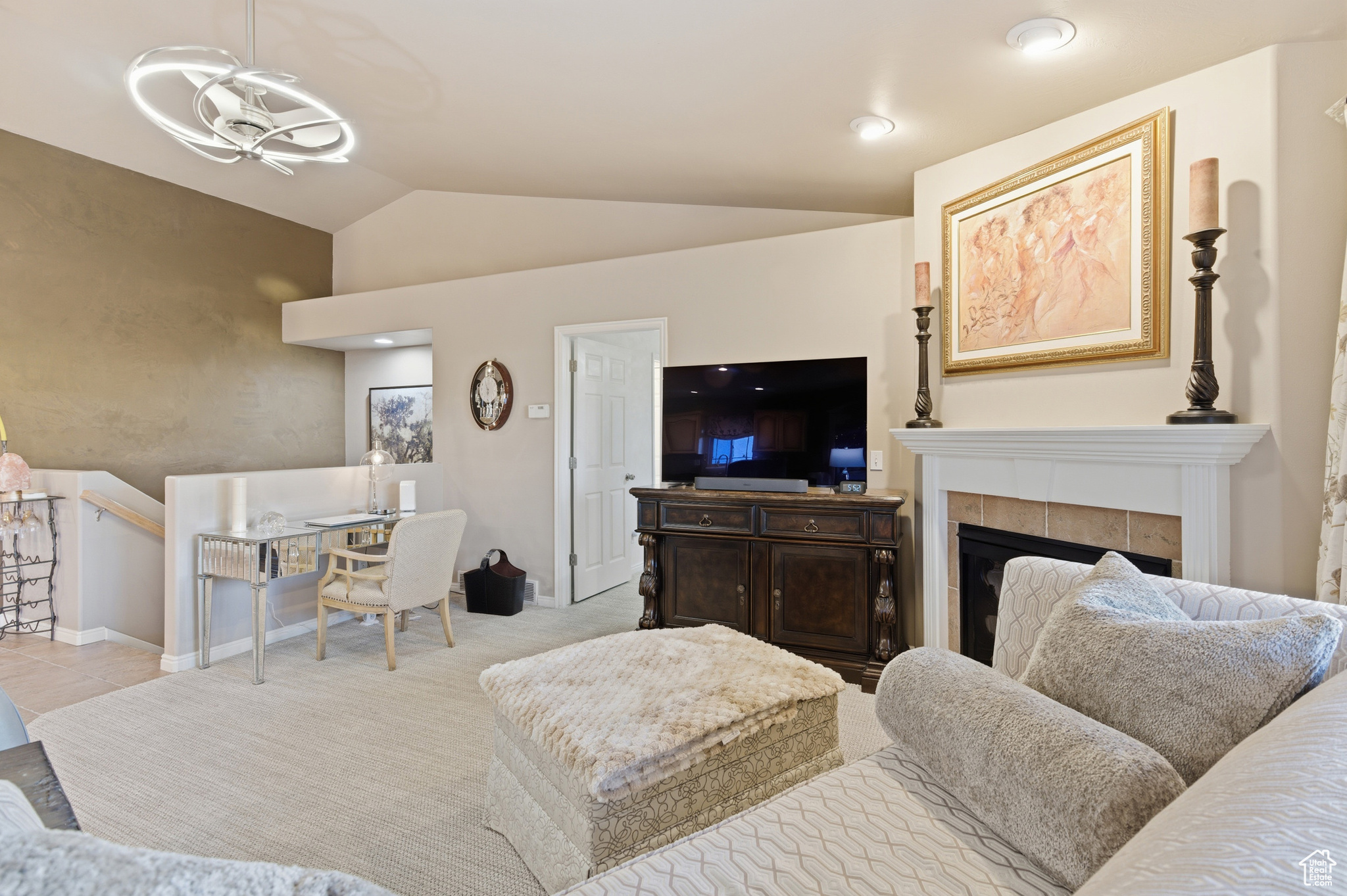 SPRING HOLLOW - Residential