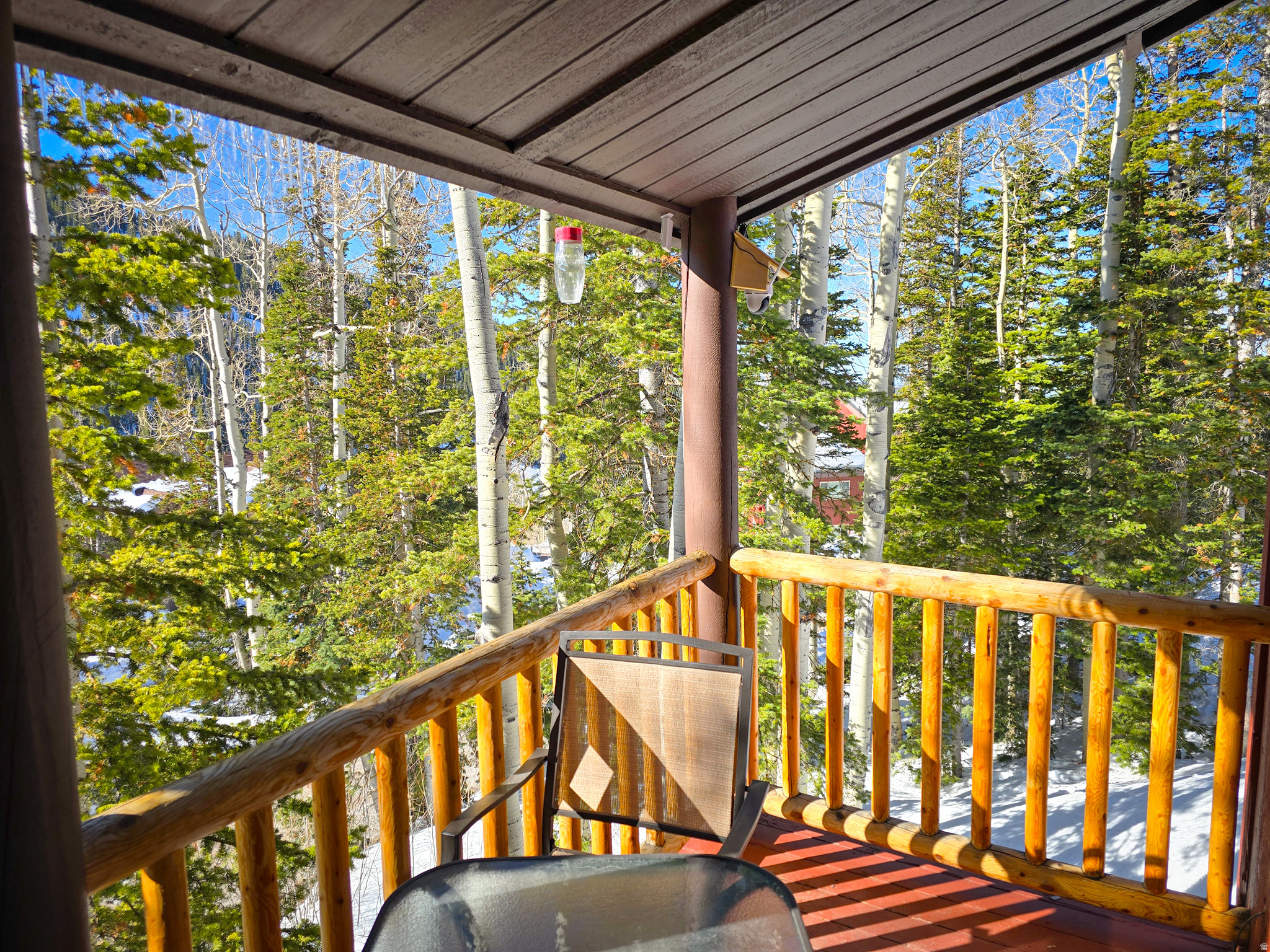 SNOWFLAKE CONDOMINIUMS - Residential