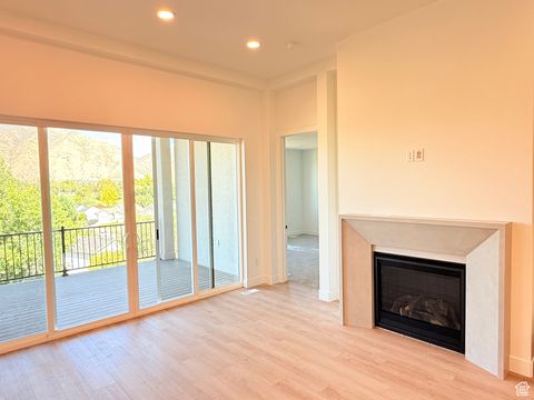 Tiny photo for 624 N LEGEND CIR #480, Mapleton, UT 84664 (MLS # 2112170)