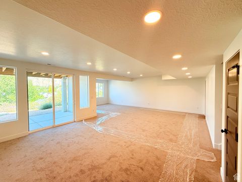 Tiny photo for 624 N LEGEND CIR #480, Mapleton, UT 84664 (MLS # 2112170)