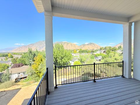 Tiny photo for 624 N LEGEND CIR #480, Mapleton, UT 84664 (MLS # 2112170)