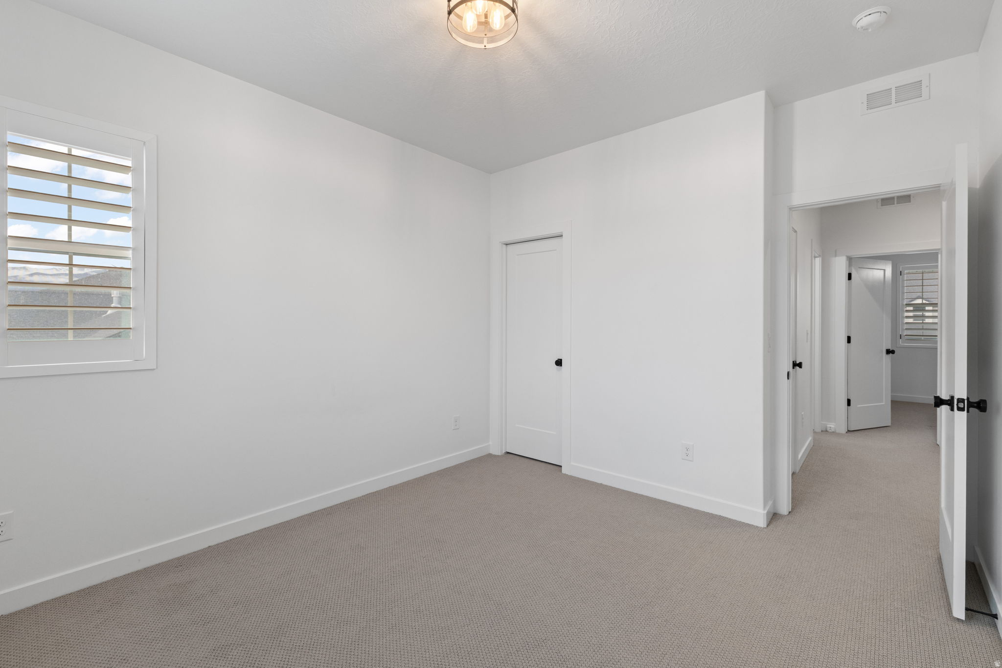 OVERLAND - Residential