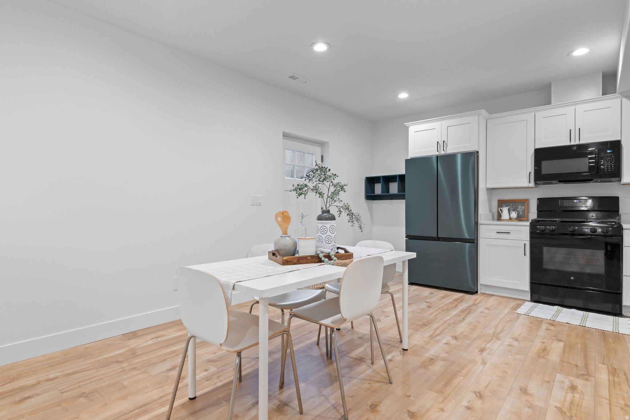 OVERLAND - Residential