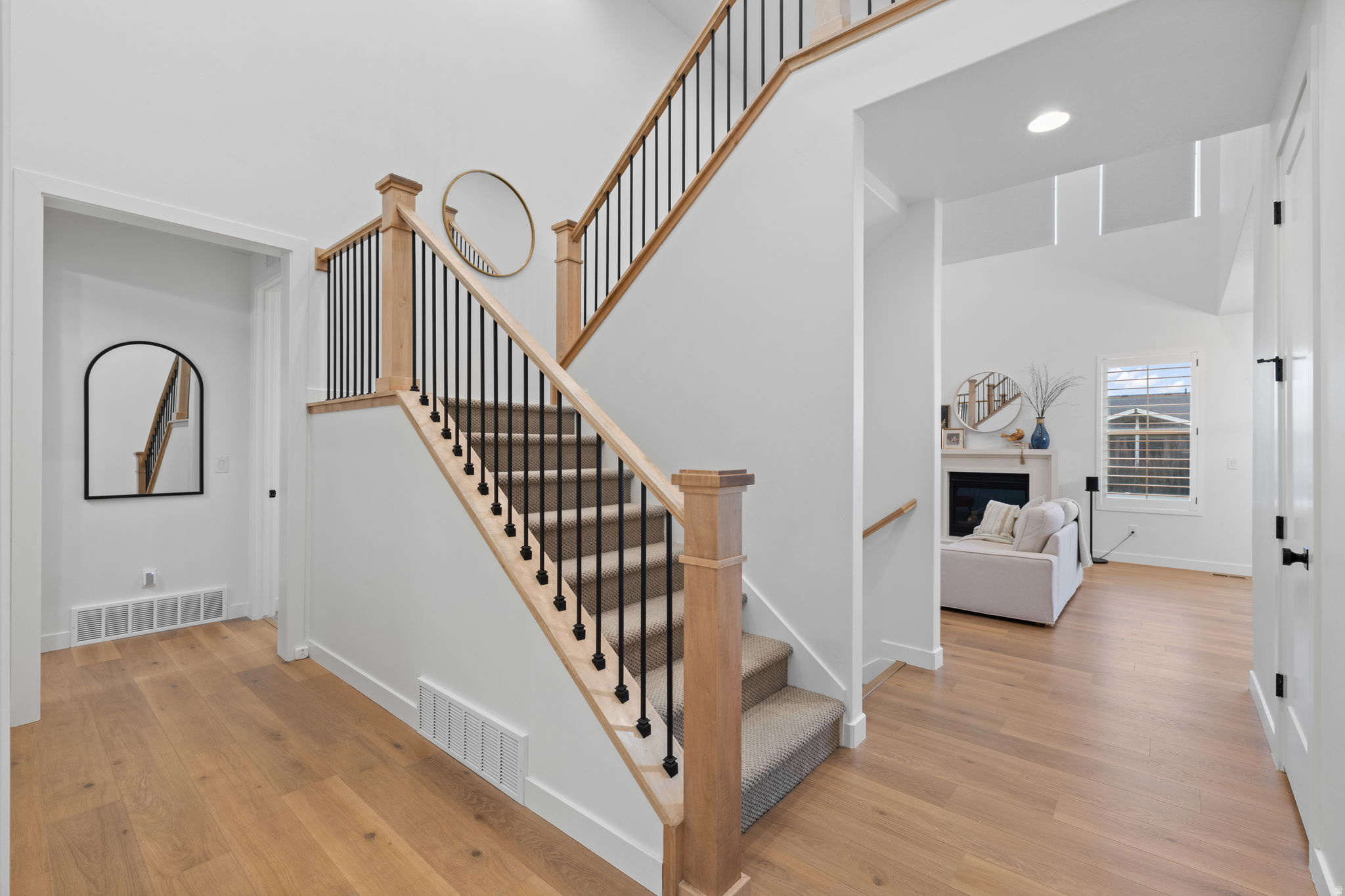 OVERLAND - Residential