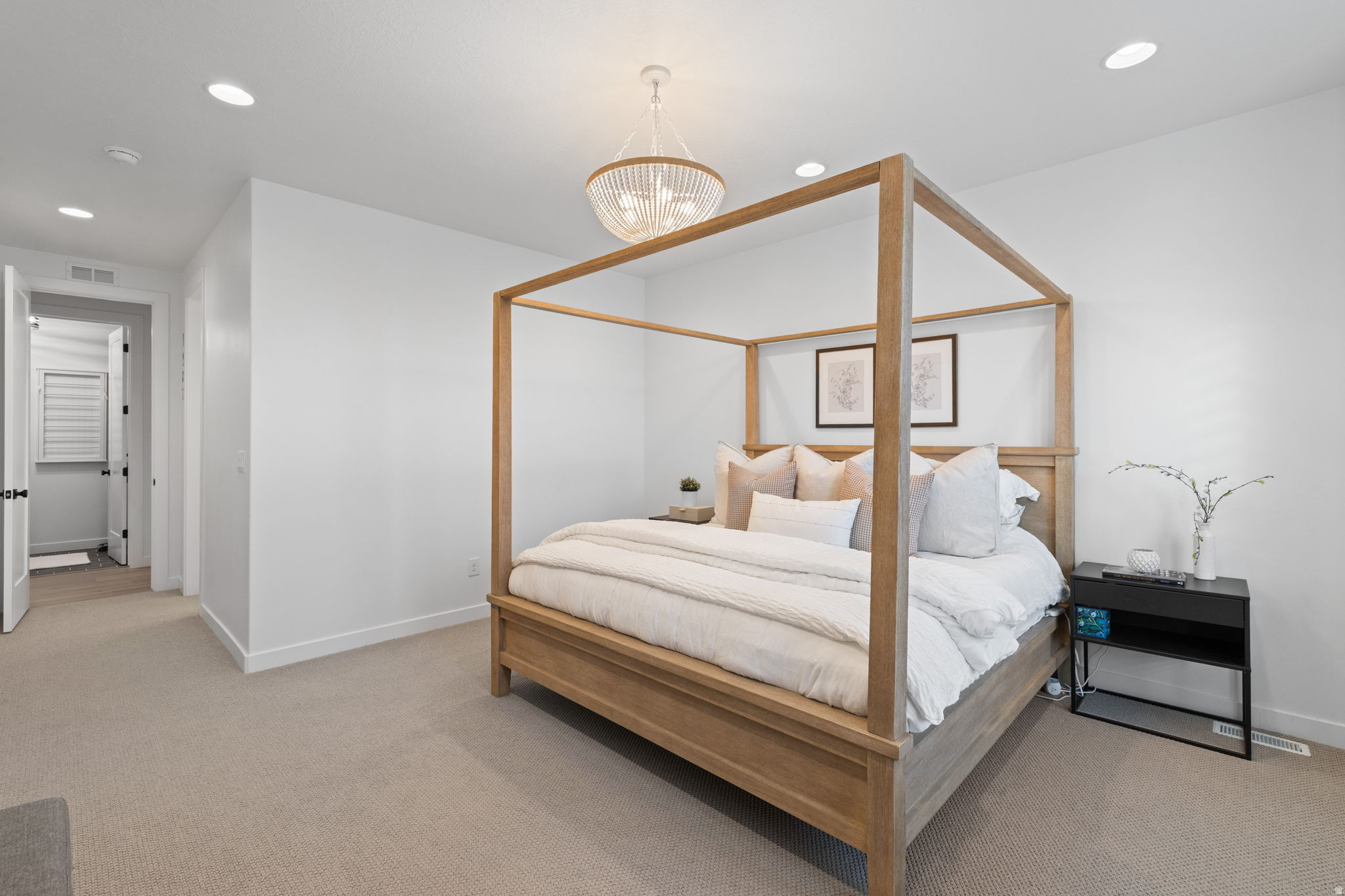 OVERLAND - Residential